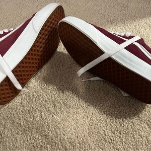 Brand new pair of Vans